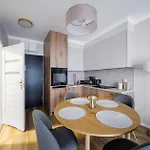 Rentplanet - Marcelinska Appartement *