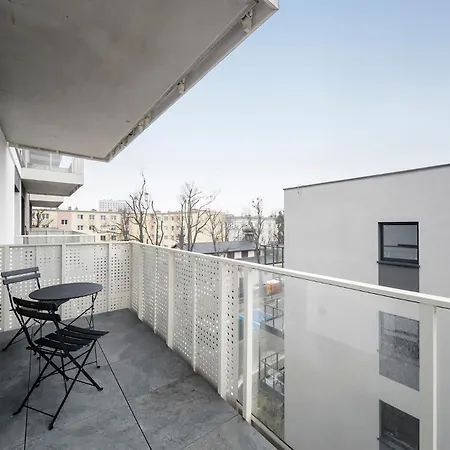 Rentplanet - Marcelinska Apartment *