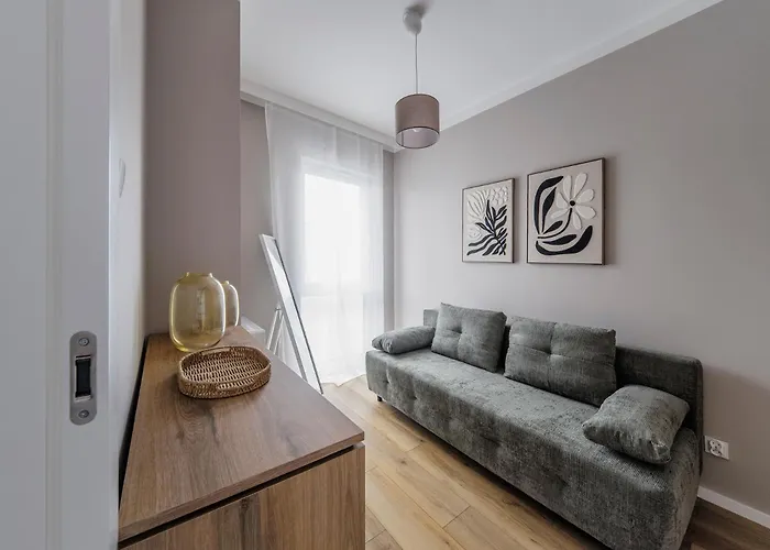 Rentplanet - Marcelinska Apartment Poznan