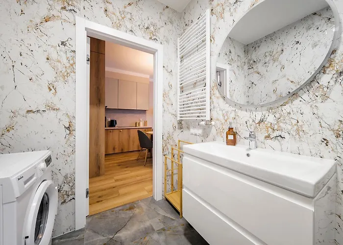 Apartment Rentplanet - Marcelinska Poznan