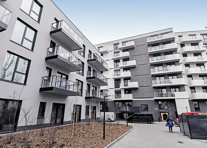 Rentplanet - Marcelinska Apartment *